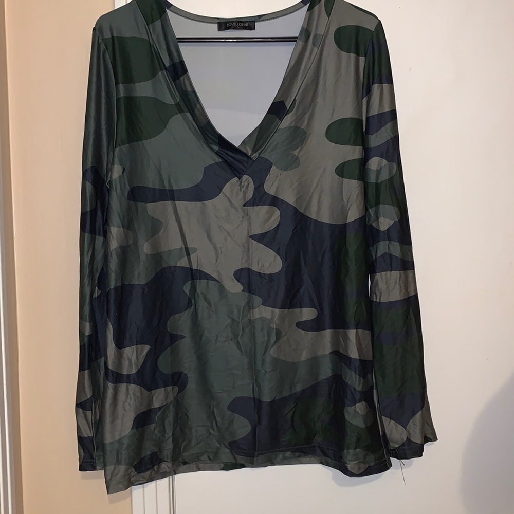 Love u Dear camo womens top